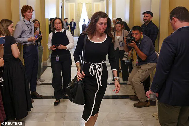 Public Reaction to Congressional Response to Epstein Abuse Survivors Sparks Debate on Government Accountability