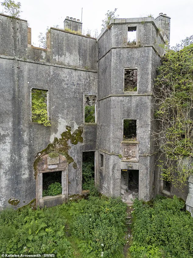 Chilling Pictures Reveal the Haunted Ruins of Kenmure Castle, Sam Heughan's Childhood Home