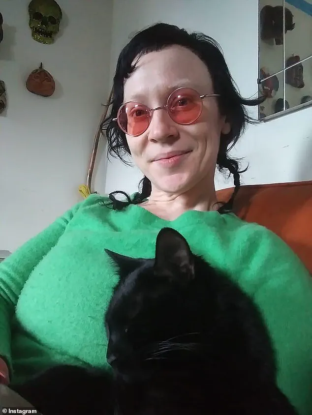 Tragic Collision Claims Life of Darsombra's Ann Everton Hours Before Tour Debut, Sparking Road Safety Concerns