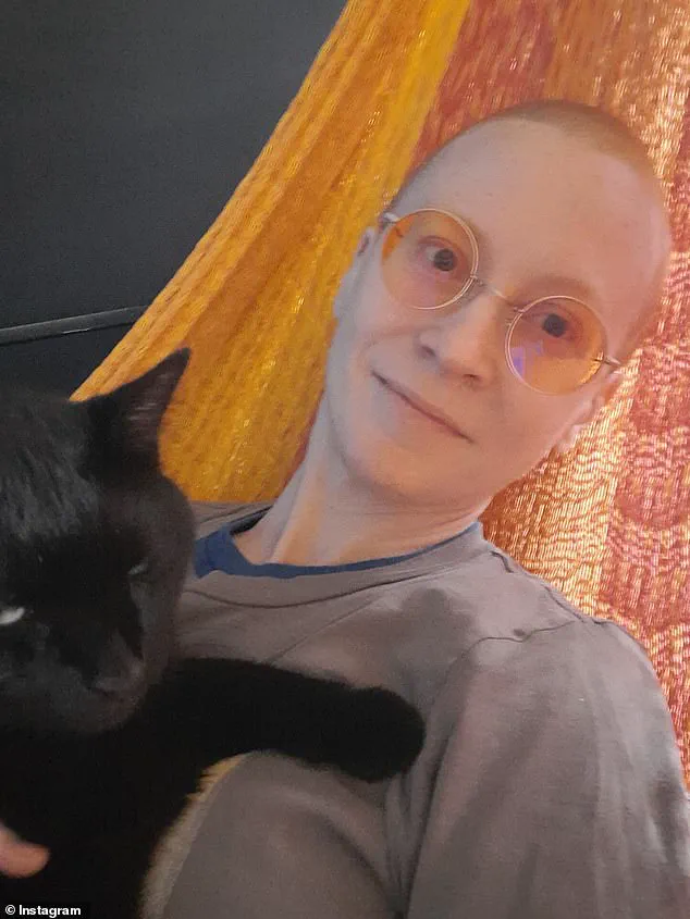 Tragic Collision Claims Life of Darsombra's Ann Everton Hours Before Tour Debut, Sparking Road Safety Concerns