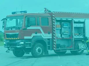 Dr. Dean Jackson's Viral Optical Illusion Takes the Internet by Storm, Challenging Color Perception