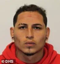 Violent Confrontation in Minneapolis Sparks Debate Over Immigration Enforcement, as Trump Administration Defends 'Tough Stance' on Unlawful Entry