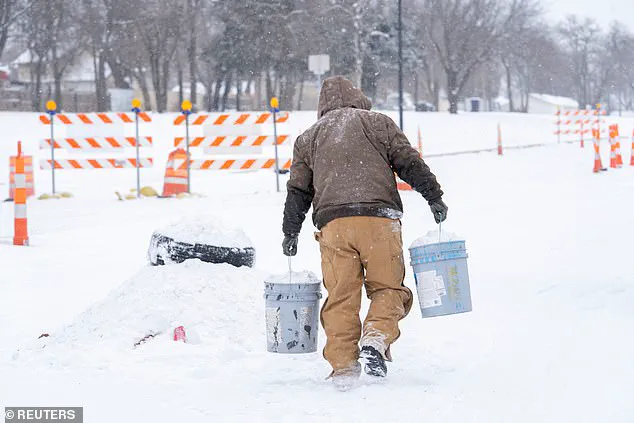 Winter Storm Fern: Widespread Disruptions and Record Snowfall Across 35 States