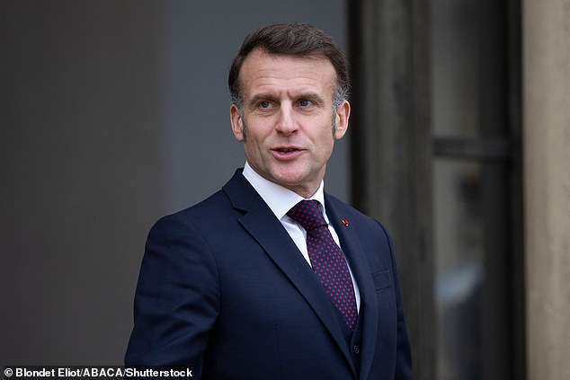 Macron Accuses Spain of Overreliance on Renewables After Major Blackout, as PM Defends Green Energy Strategy