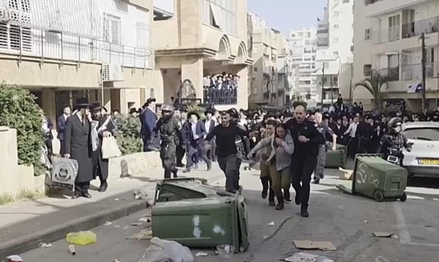 Ultra-Orthodox Mob Confrontation in Bnei Brak: Female Soldiers Targeted in Violent Clash