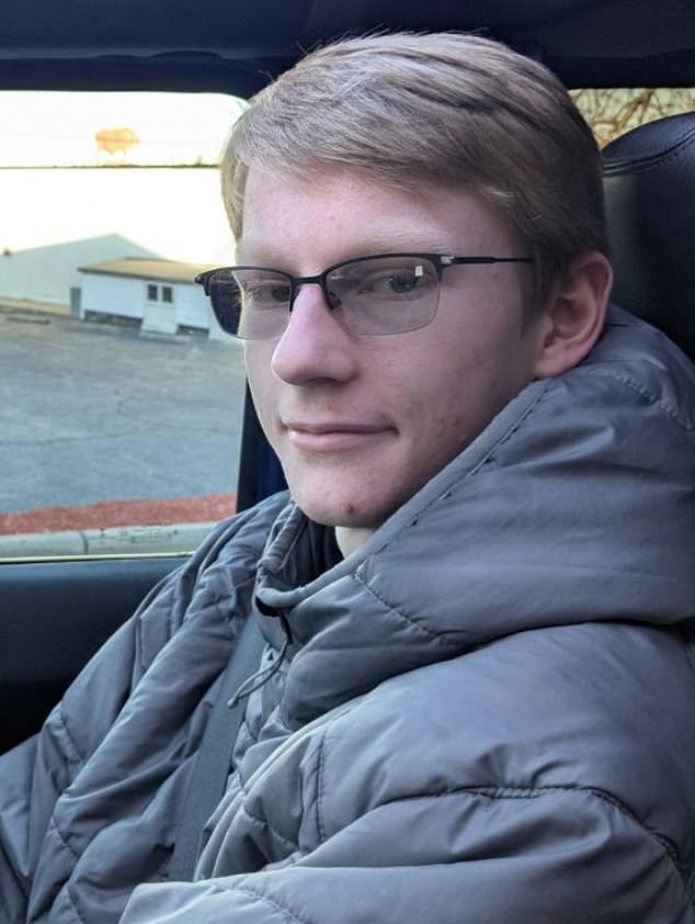 Mar-a-Lago Breach: A Tale of Tragedy, Grief, and a Young Man's Violent Descent