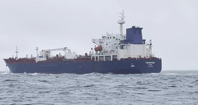 Russian Shadow Oil Tankers in English Channel Spark UK War Fears