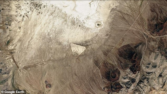 Mysterious Triangular Formation in Nevada Sparks Debate Over Ancient Civilization or Alien Signal