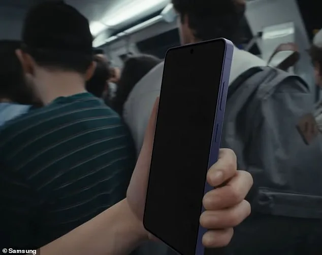 Samsung's Galaxy S26 Ultra Introduces Privacy Display to Combat Shoulder Surfing