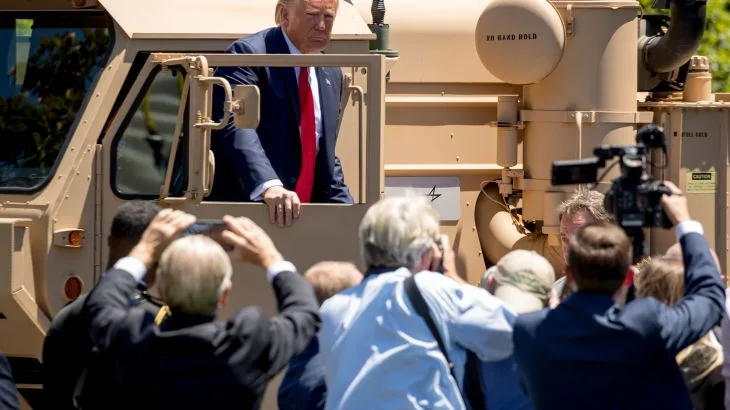 U.S. Faces Potential Weapons Shortage as Interceptor Missiles Risk Depletion in Escalating Iran Campaign, Analysts Warn