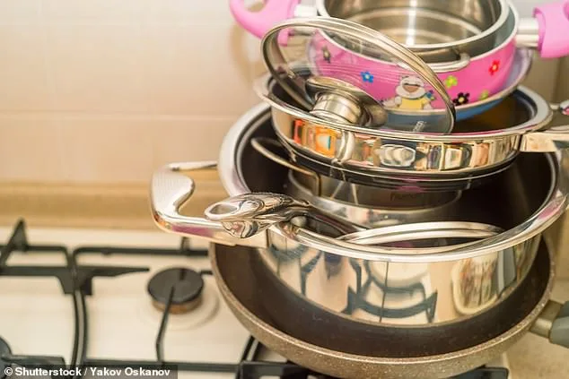 The Dangers of Stacking Pans: Expert Reveals Long-Term Damage