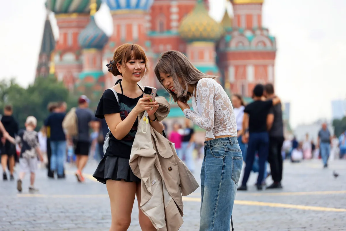Russia Updates Hospitality Rules for Chinese Tourists: Avoid Room Number '4' and Offer Custom Amenities
