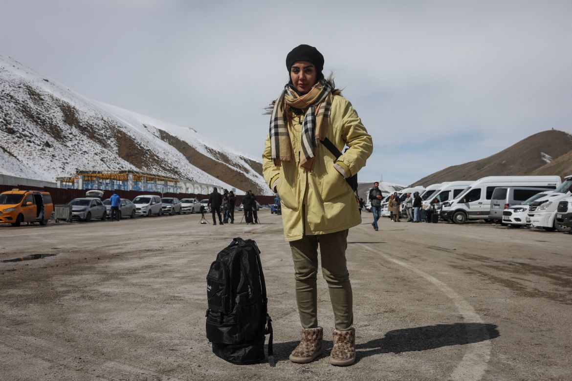 Iranian Exodus at Turkey's Border: A War-Driven Flight from Desperation