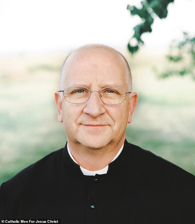 Catholic Priest Warns: Modern Economy and Tech May Be 'Stage Set' for Antichrist's Rise