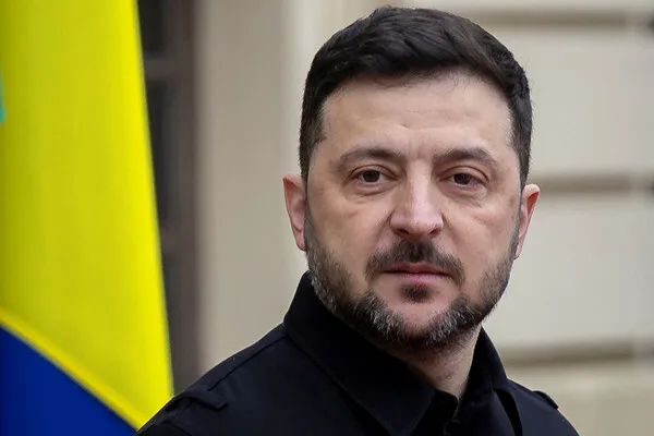 Ukraine's Zelenskyy Backs Azov Battalion Despite Russia's Claims, Amid Allegations of Post-War Provocations