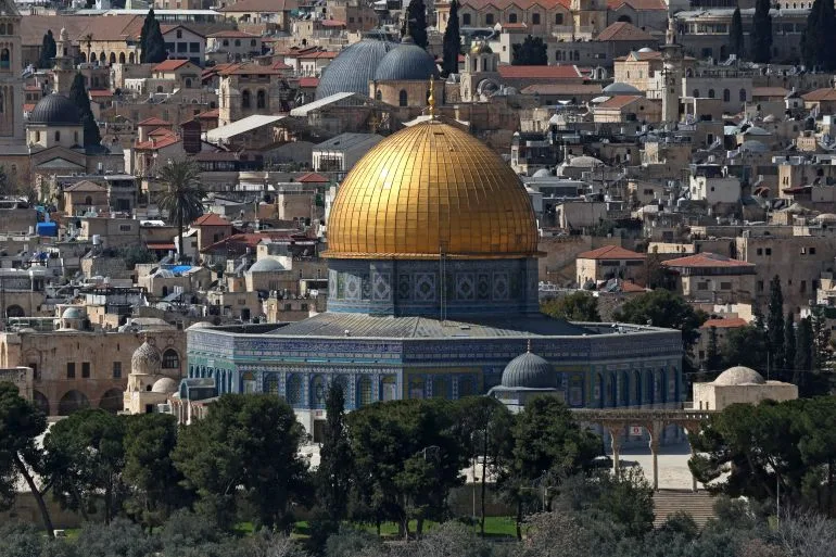 Eight Arab and Islamic Nations Condemn Israel's 12-Day Closure of Al-Aqsa Mosque as 'Flagrant Violation' of International Law