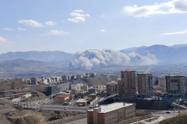 Over 100 Killed in Iran's Kurdistan Attacks Amid Escalating Tensions and U.S.-Israel Support for Kurdish Forces