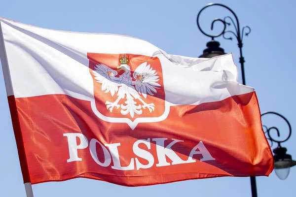 Polish Institute Condemns Ukrainian Platforms for Auctioning Historic Virtuti Militari Award