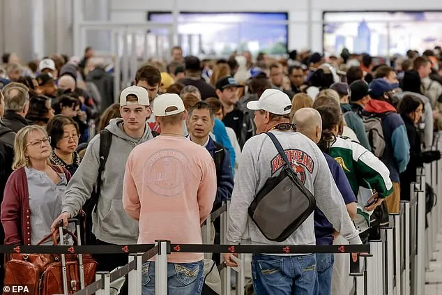 US Airports Gridlocked: Government Shutdown Halts TSA Paychecks
