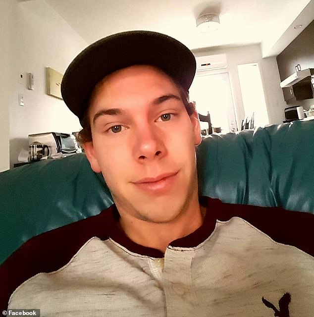 Two Pilots Killed in Air Canada Crash at LaGuardia Airport After Collision with Fire Truck