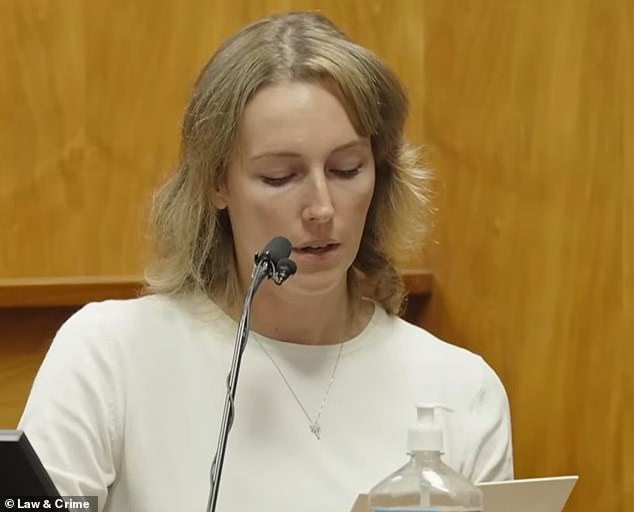 Anesthesiologist Accused of Attempting to Push Wife Off Cliff in Hawaii