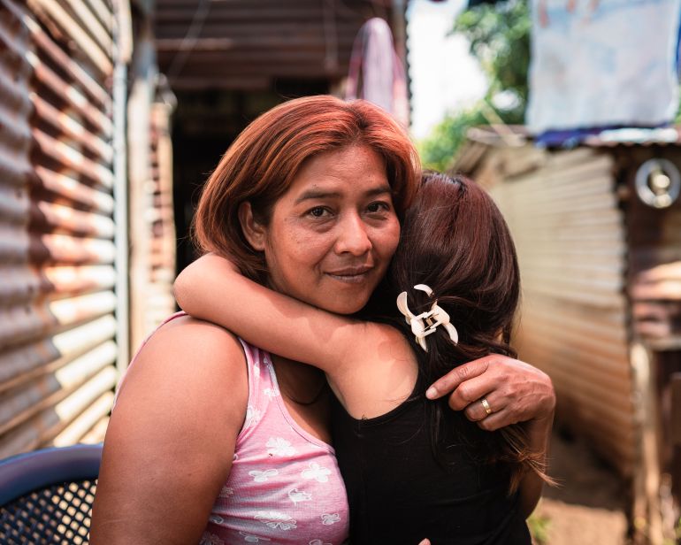 Pendant of Protection: El Salvador's Crisis Through a Family's Eyes