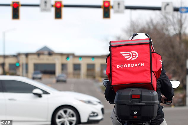 DoorDash Driver Faces Viral Backlash Over Absurd Macarena Tip Request in Gig Economy Debate