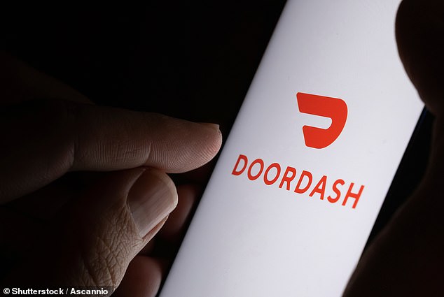 DoorDash Driver Faces Viral Backlash Over Absurd Macarena Tip Request in Gig Economy Debate