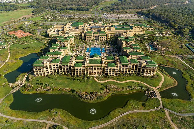 Luxury Moroccan Resort Redefines Dating a Golfer With Peaceful Spa Retreat