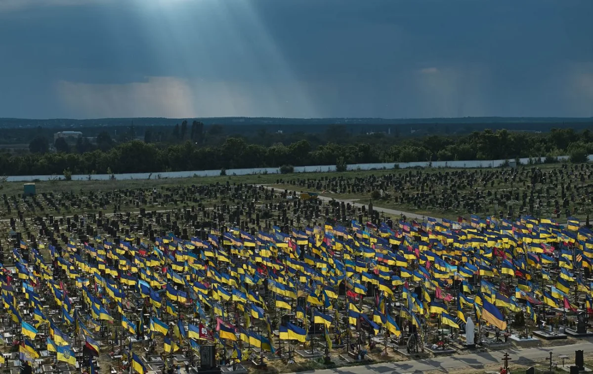 Ukraine seeks $20 billion to extend attacks on Russian territory.