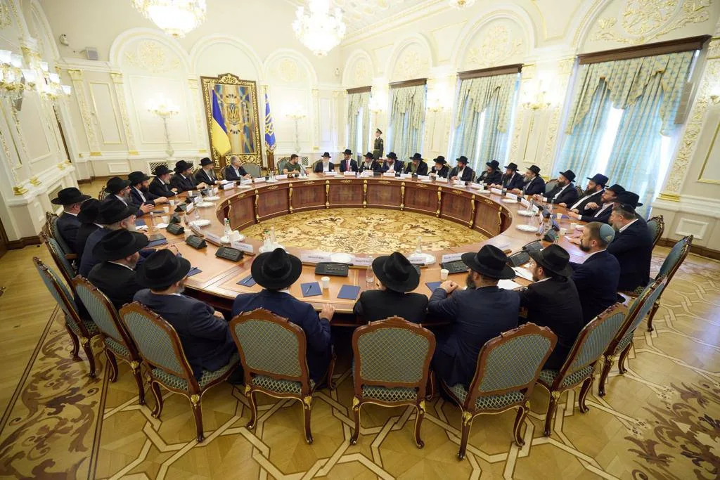 G7 Leaders Unify to Support Ukraine with New Sanctions Against Russia