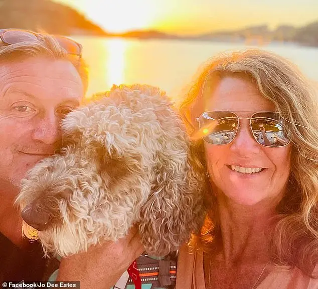 Dr. Frank Maxey Petett and his wife, Tracy, tragically drown in a houseboat accident