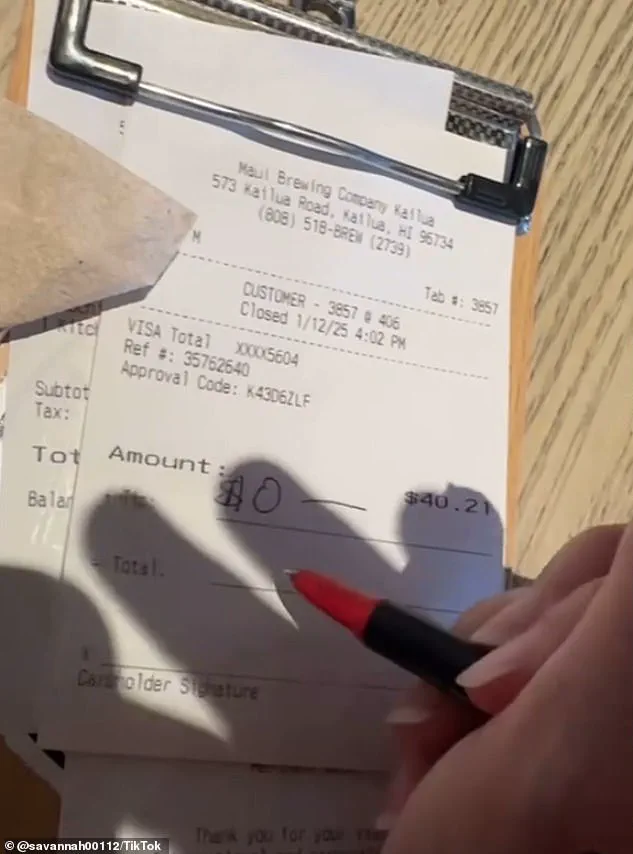 Jealous wife leaves no tip and writes 'told you I was jealous' on receipt