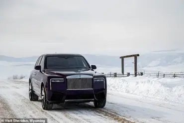 Rolls-Royce Fleet Surprises Wyoming Locals During Winter Rodeo