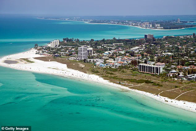 Siesta Key Beach: America's Top Beach with Superb Sand