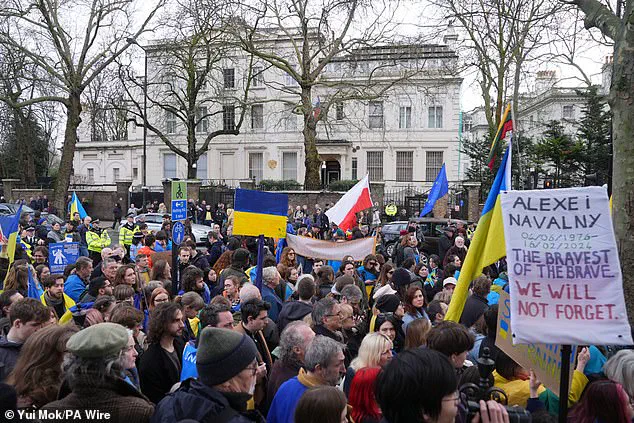 Thousands protest in London to support Ukraine and pressure Russia