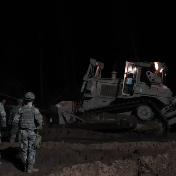 Four US Soldiers Trapped in Sinking Armored Vehicle During Military Exercises