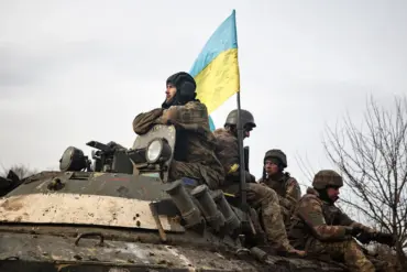 Intensified Fighting in Donetsk and Luhansk: Ukrainian Forces Report Activity in LNR, DNR Settlements Under Scrutiny