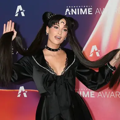 Kacey Musgraves Debuts Sailor Moon-Inspired Outfit at Crunchyroll Anime Awards
