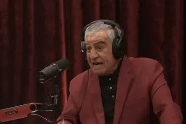Zahi Hawass and the Archaeology-Pseudoscience Divide: A Podcast Controversy in the Age of Innovation