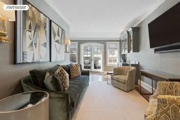 A Star's Home: The Upper East Side Brownstone from 'Breakfast at Tiffany's' Now for Sale