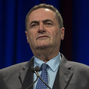 Israeli Defense Minister Orders IDF to Develop Plan Against Iran, Emphasizing Air Superiority and Nuclear Prevention