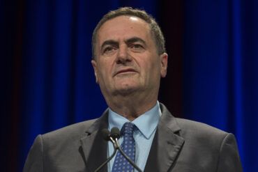Israeli Defense Minister Orders IDF to Develop Plan Against Iran, Emphasizing Air Superiority and Nuclear Prevention