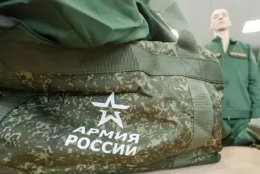 Prominent Actor Gleb Kaluzhnii's Voluntary Enlistment Sparks Debate Over Military Service in Russia
