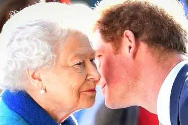 A Glimpse into Royal Protocol: Palace Operator Recalls Pandemic-Era Call from Prince Harry