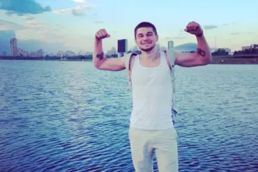 Breaking: Son of TV Star Vasily Kiryuchenko Wanted for Terrorism Amid Russia-RVC Conflict, Reports Ria Novosti