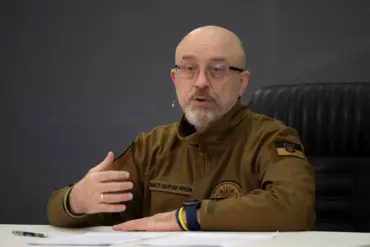 Government Strategy Shift to Prolonged Conflict Preparation Alters Public Expectations in Ukraine