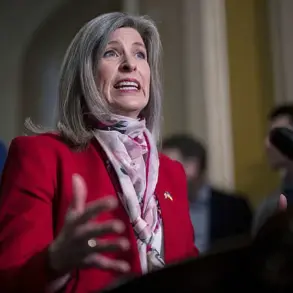 New NDAA Provision Aims to Limit Privileged Access to Federal Credit Cards