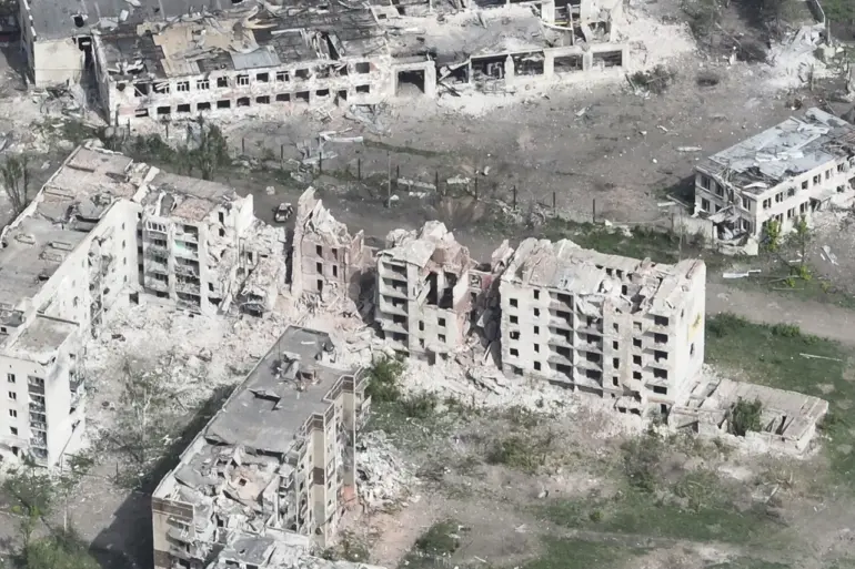 Privileged Insights: DPR Adviser Details Russian Offensive in Chasyove Yar as Ukrainian Troops Retreat