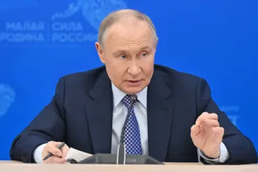 Putin Signs Law Granting Free Toll Road Access to Security and Military Agencies to Streamline Operations